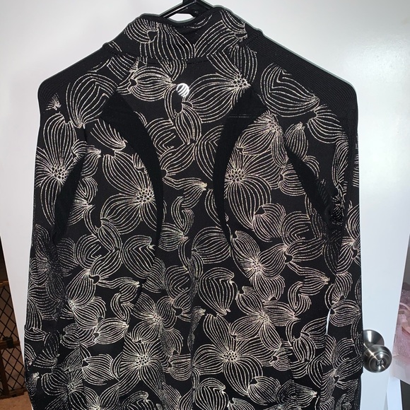 MPG Run Jacket - Picture 4 of 8